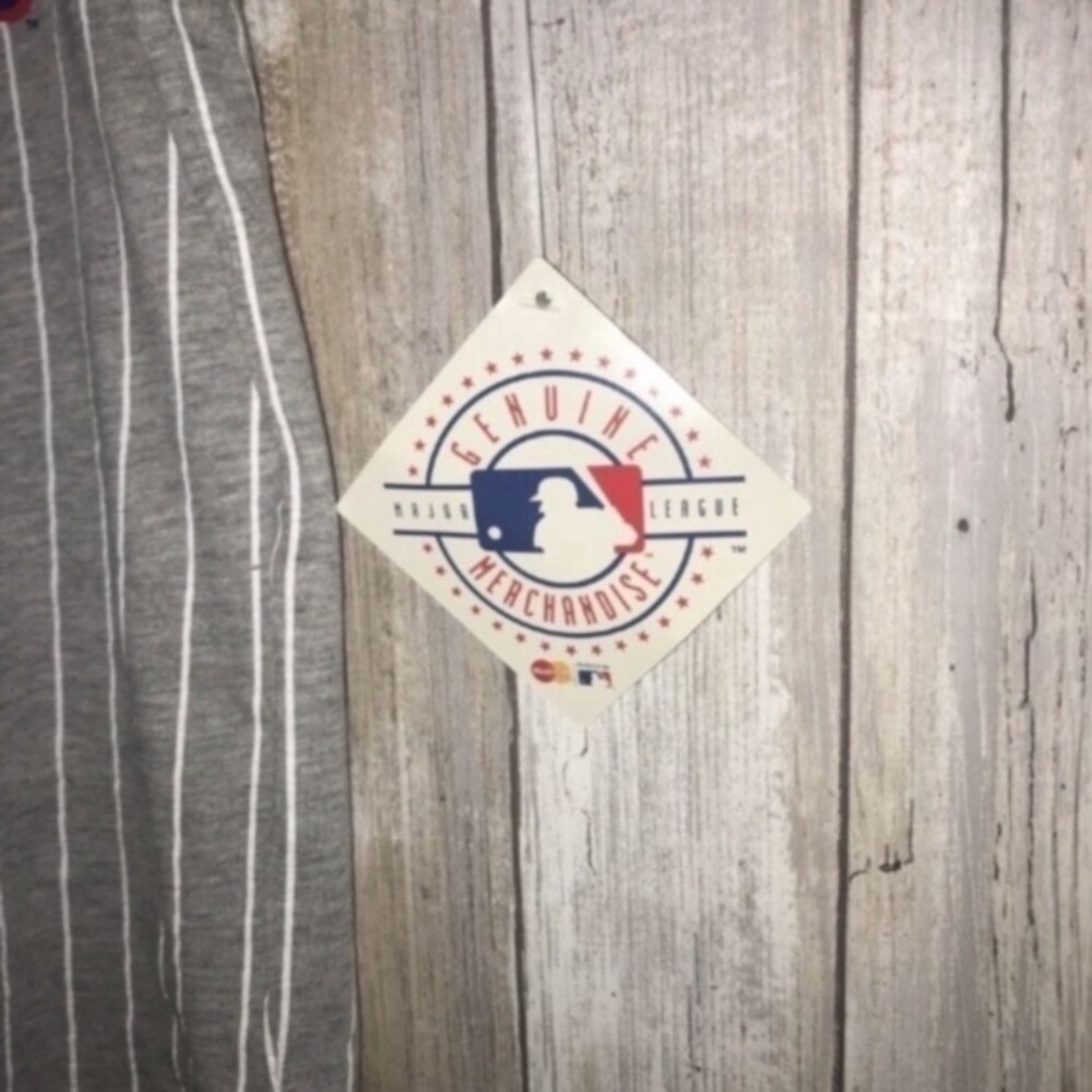 NWT MLB Chicago Cubs Baseball Tee - Picture 4 of 6